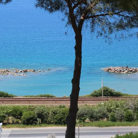 Elvira Hébergement de vacances *